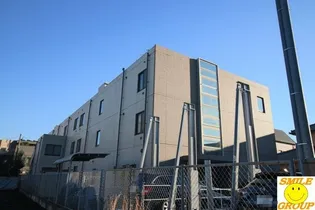 ドミトリ市川【2階】の外観