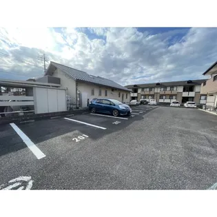 ペルル渡辺【1階】の地図