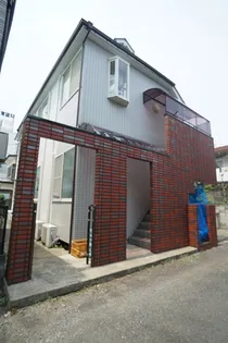 エクセレンス和泉【2階】の外観