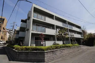 メイプルコートの画像