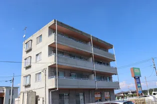 オアシス【4階】の外観