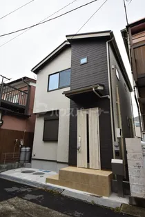 埼玉県八潮市大字古新田【一戸建】の外観