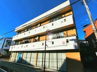 アベニール【2階】の外観