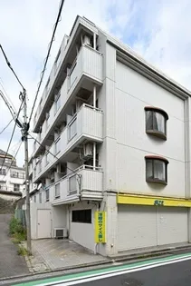 スカイコート横浜山手【2階】の外観