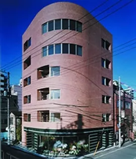 ノスタルジア【3階】の外観