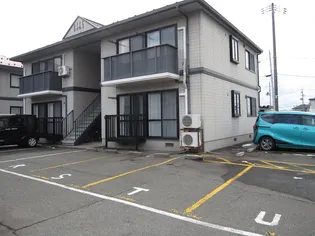 グランドゥ―ル鈴木A【1階】の外観