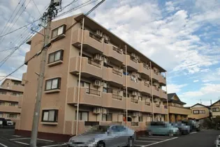 ファミーユIIIの画像