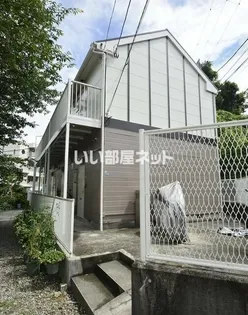 ロイヤルエモンド藤沢【1階】の外観