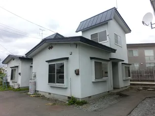 青森県弘前市大字堅田3【一戸建】の外観