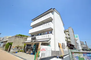 ヤワタヤビルディングの画像