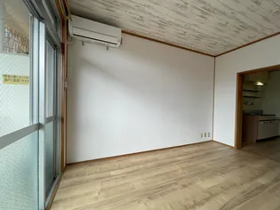 コーポサンライト【3階】の居間