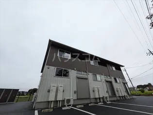 ラヴィーヌ中丸【1階】の外観