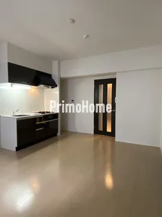 J-FIRST CHIYODA【ジェイファーストチヨダ】【7階】の居間