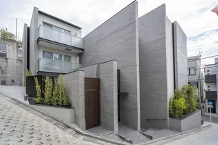 IPSE代々木上原DLXの外観