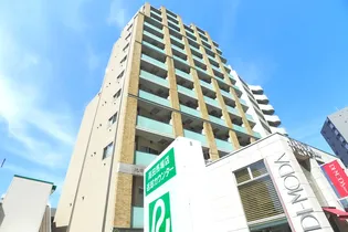 東京都新宿区高田馬場2【マンション】の外観