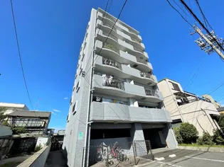 ボン メゾンの画像