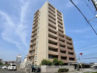 ロイヤルクレスト津桜橋【1階】の外観