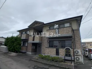 香川県高松市東山崎町【アパート】の外観