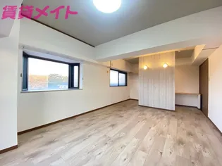 モンクレッシュ【3階】の内装