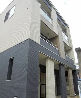 アヴニールの画像