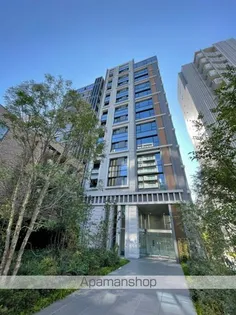 東京都新宿区南山伏町【マンション】の外観