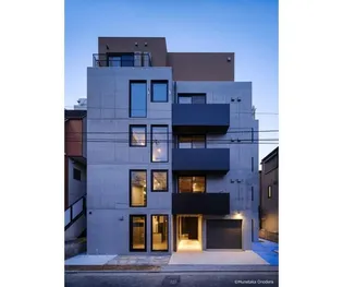 東京都江東区亀戸3【マンション】の外観