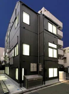 TORTUE PORTEの画像