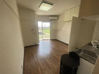 グリーンハイツ【2階】の居間