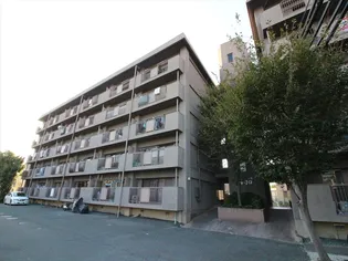 ユトリロ東幸の画像
