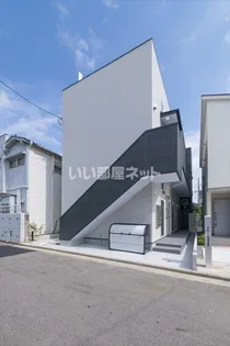 大阪府堺市堺区香ヶ丘町2【アパート】の外観