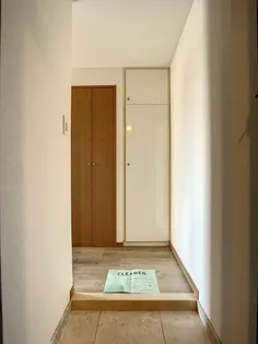 パレステュディオ新宿御苑前【9階】の玄関