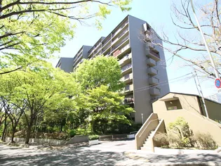 千里中央パークヒルズH棟【8階】の外観