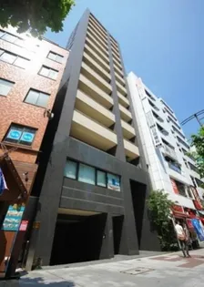 東京都千代田区神田小川町3【マンション】の外観