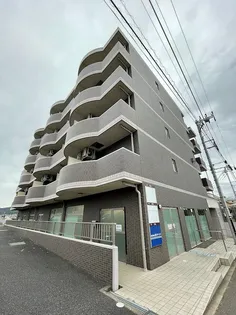 神奈川県平塚市真田2【マンション】の外観