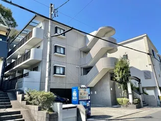 Green Gables【3階】の外観