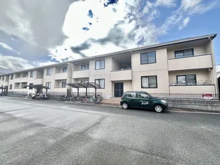 クイーンズコートB棟の画像