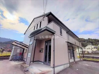 ピュアライフ D棟の外観