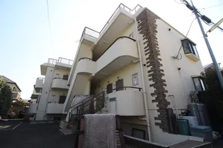 グランデ喜多見【3階】の外観