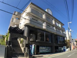 パクトールビルの画像