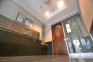 広島県広島市中区東平塚町【マンション】の外観