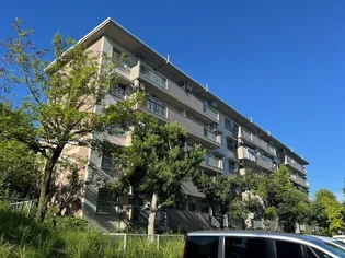 大阪府箕面市粟生間谷西4【マンション】の外観