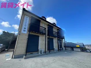 アンティーク波切【1階】の外観