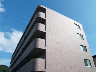 アルバ市名坂【2階】の外観