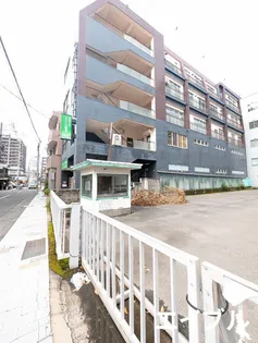 第一名山ビル【4階】の外観