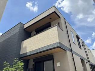 東京都新宿区愛住町【一戸建】の外観