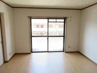 ルミエール吉村B棟【2階】の内装