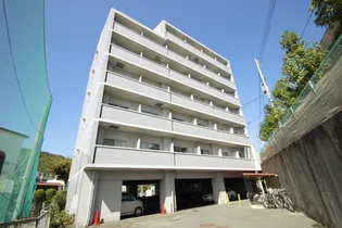 関本大町ビル【5階】の外観