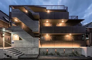 コスモリード渋谷神宮前【1階】の外観