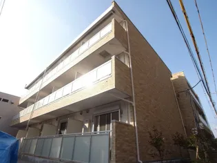 リブリ・クヴェレ【3階】の外観