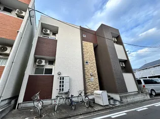 ステップハウス河原町【1階】の外観